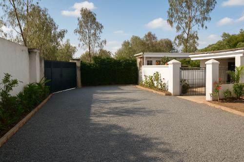 Lewka House