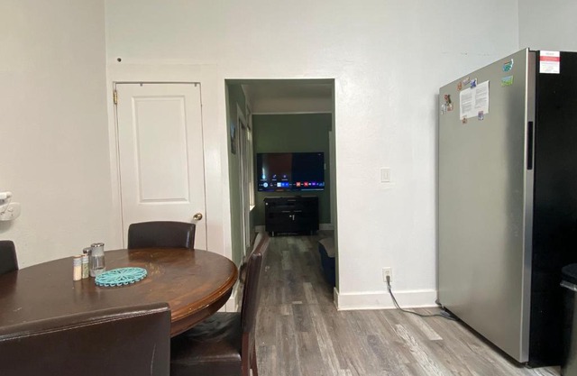 Lexington Apartment SF