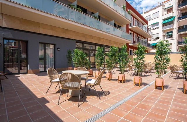 Limehome Barcelona Carrer de Besalú 82