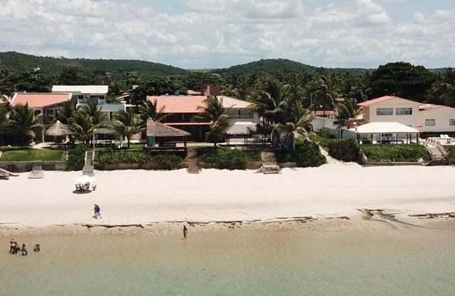 Linda casa à beira mar