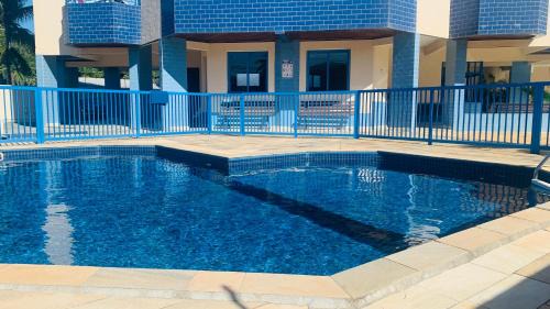 Lindo Apto Praia Martin de Sá com Piscina, Estacionamento, WI-FI 800mbs, PERTO DO MAR!