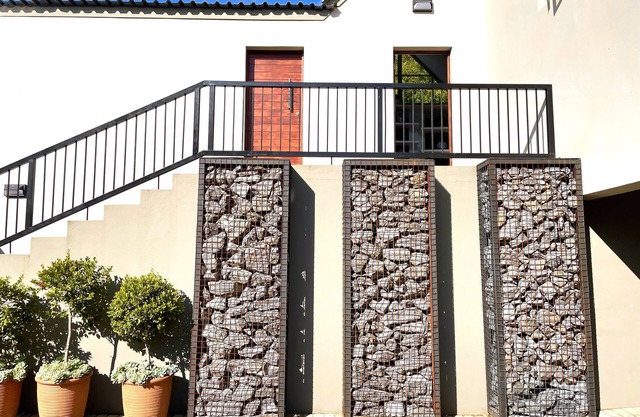 Lion Mansion Villa 5 bedroom 5 bathroom pool bbq garden