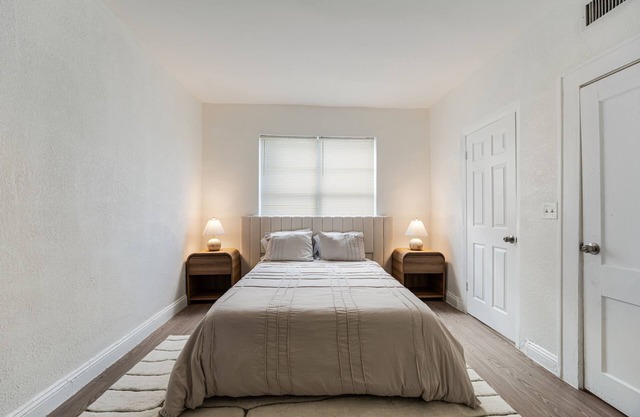 Little Havanna 2 BDR - Close to Downtown