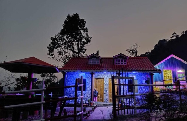 LITTLE HILL HOMESTAY