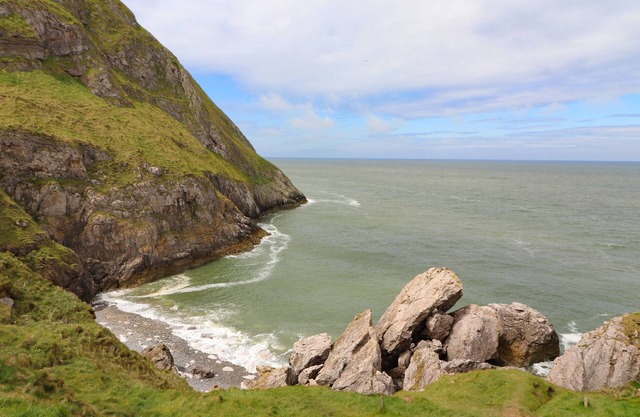 LITTLE ORME BUNGALOW, family friendly, with a garden in Penrhyn Bay
