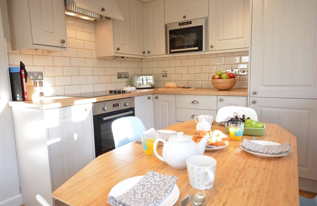 Little Turnpike Cottage, Melton