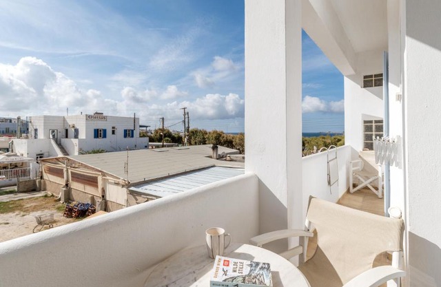 Livadia Apt B Paros