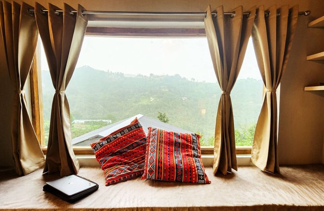 LiveAway Mukteshwar by PACK