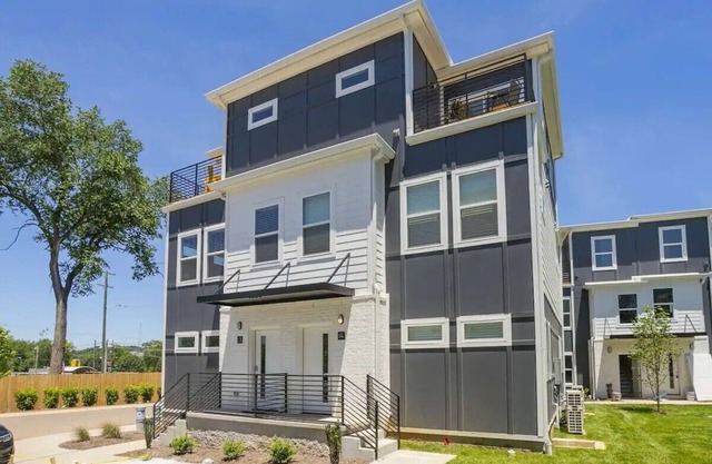 Livin Lively On Duke offers an at home experience located in East Nashville!