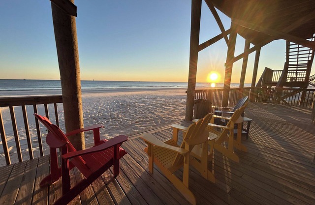 Livin the Dream - Beachfront, 6/6, POOL, Pet Friendly, Sleeps 15