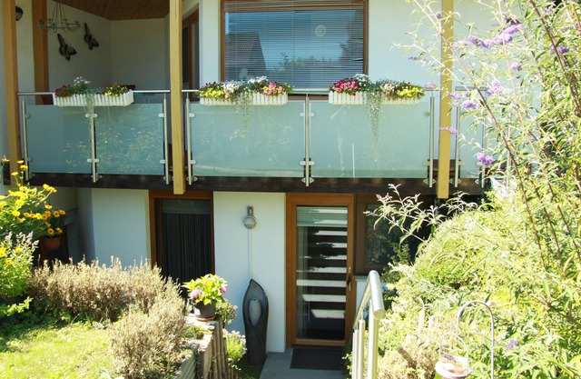 Living in the health resort above Lake Constance (Heiligenberg)
