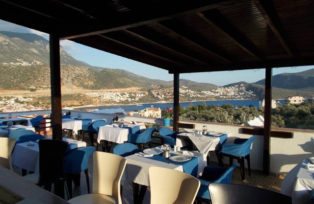 Lizo Hotel