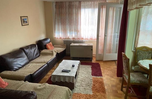 Ljupki stan + besplatan parking u okviru apartmana