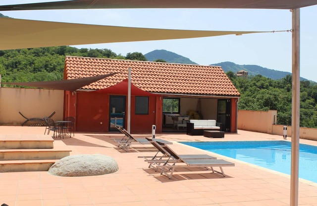 Lo Boix: Le Canigou - 2 bed luxury gite with pool