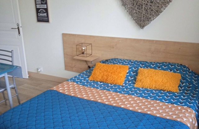 Lovely studio 10 les capucines, Bagnoles de l'Orne town center