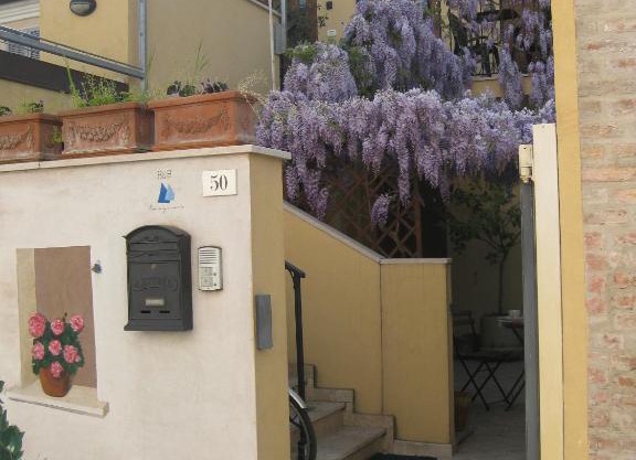 Lo Squero Rooms and Apartments