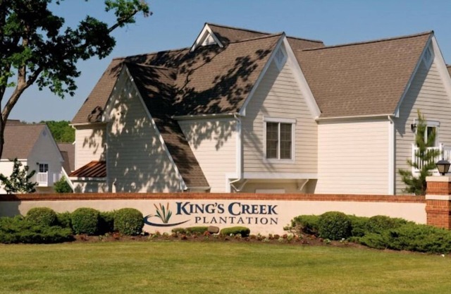 Located 5 minutes away from Jamestown, Yorktown, Kingsmill, Busch Gardens.