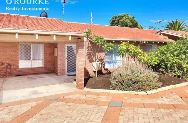 Location, Location, Location! Walking Distance to Beautiful Scarborough Beach!