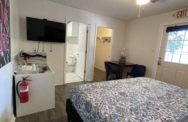 Location Off San Marco, walking distance to many activities and attractions