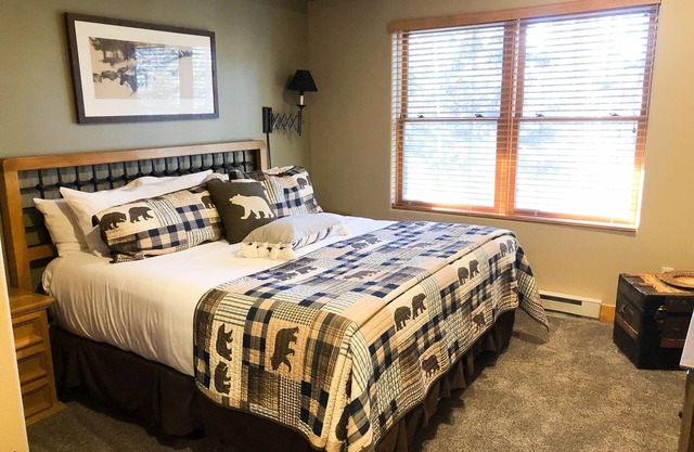 Lock-Off Room With Amazing Bear Creek Lodge Amenities