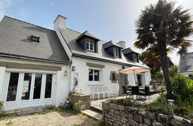 Locmariaquer: Maison Spacieuse à 5mn à Pied du Golfe, des Tennis et Boulodrome