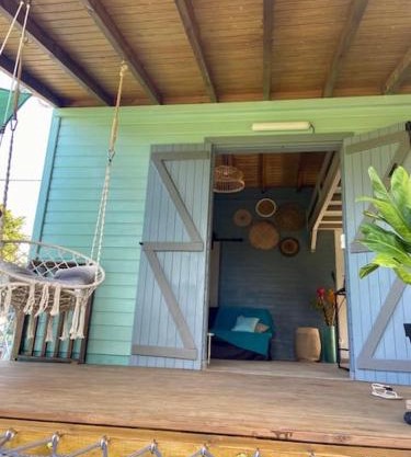 Lodges atypiques, filet suspendu ou lit mobile pour expérience unique sous les etoiles