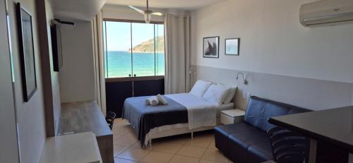 Loft Prainha AP 207 de frente para o mar