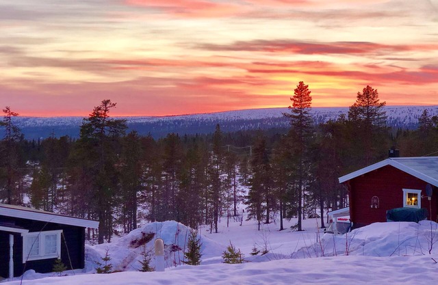 Log cabin in Sälen with three bedrooms, eight beds and beautiful view for rent