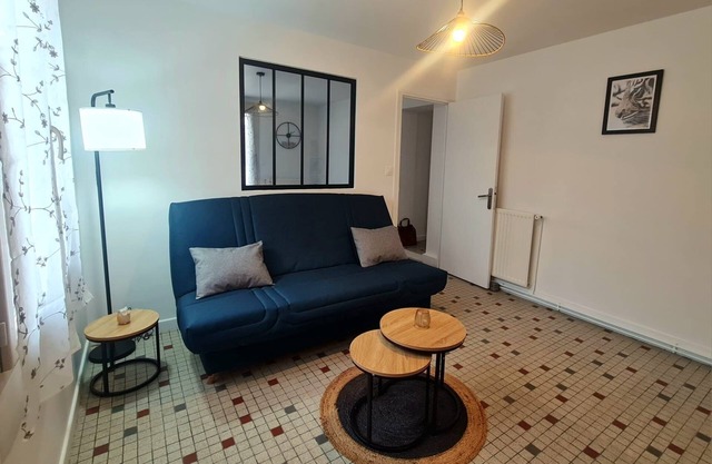 Logement Entier Dans une Longère Entre Village et Verger