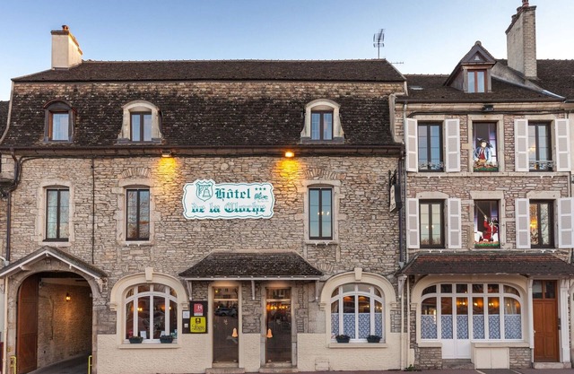 Logis Hôtel De La Cloche