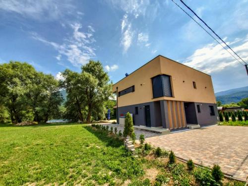Lohovo Villa Bukva