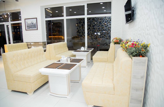 Lola Hotel
