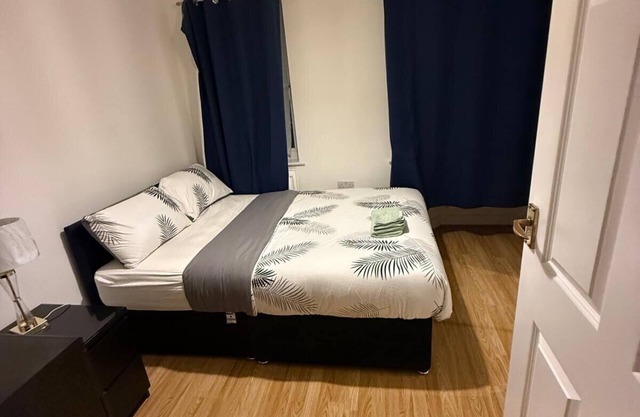 London City Apartment - Lynbrook Grove