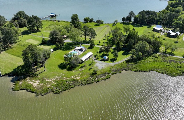 Long Point Farm | an ESVR property