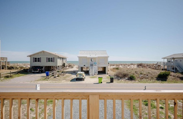 Look and Sea Beach Cottage