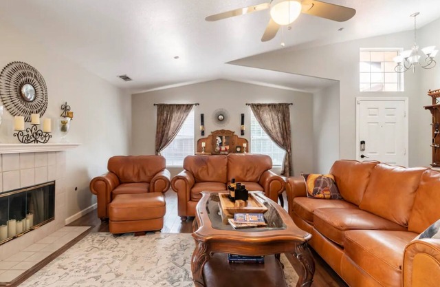 LOOK! Centrally located, large clean house, big yard, friendly dogs welcome