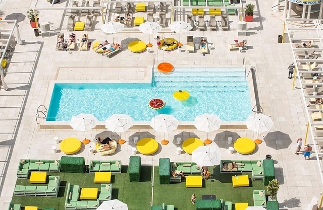 Look No Further! Four Units with City View, Free Parking, Dogs Allowed, Pool!