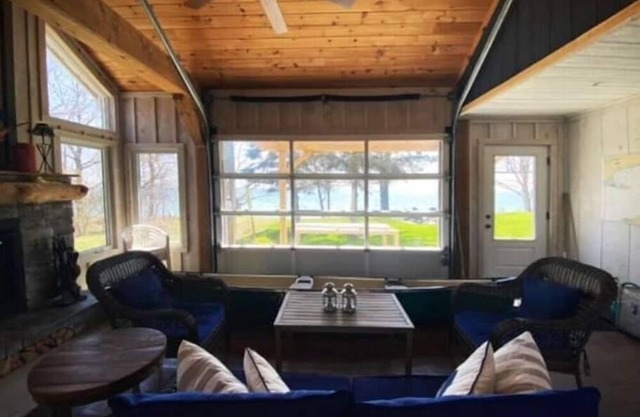 Loremar Lakehouse!