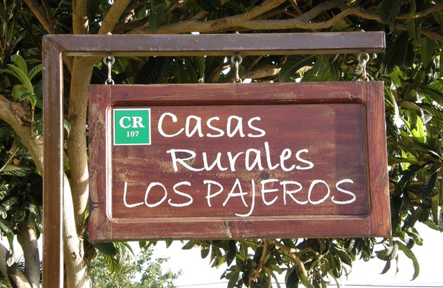 Los Pajeros Rural Houses (with pool) - house A