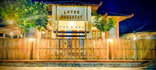 LOTUS Homestay