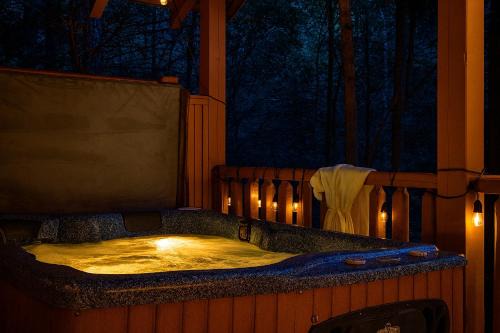 Love Me Tender Studio Cabin
