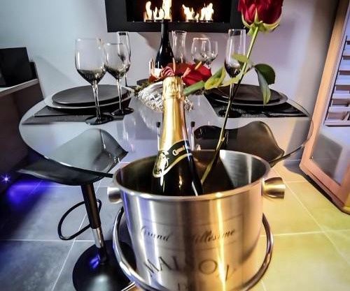 Love Room De Luxe Lovalcove
