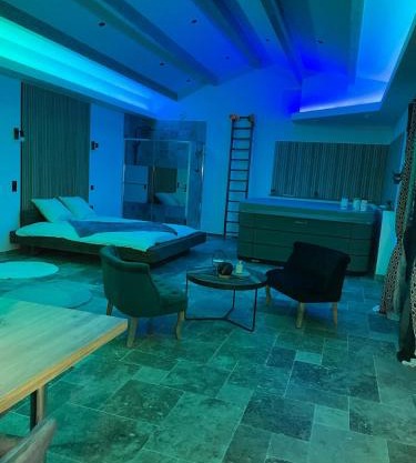 Love room
