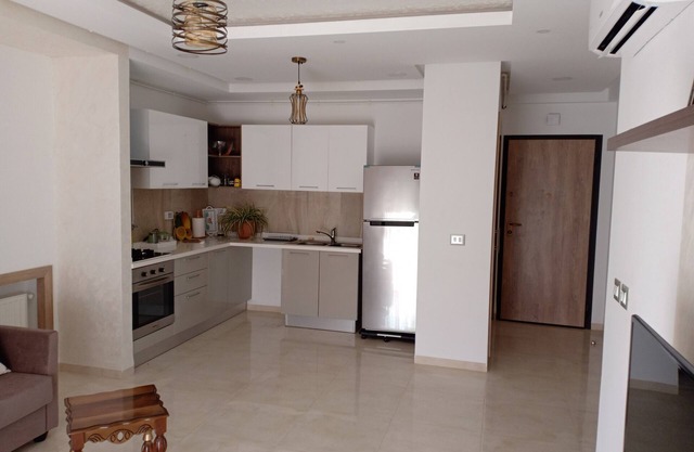 Lovely 2 Bed Apartment in Residential Unit + Pool