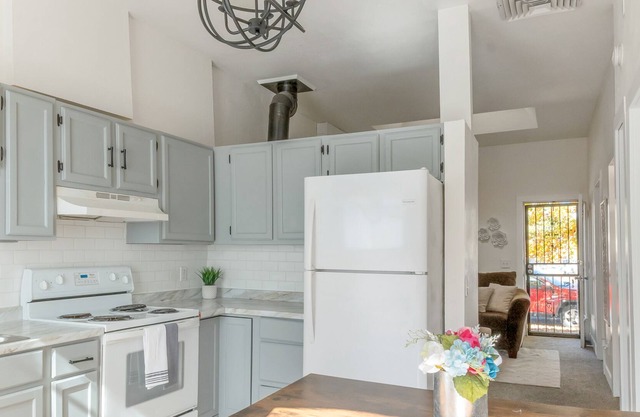 Lovely 2-bedroom house in Baker