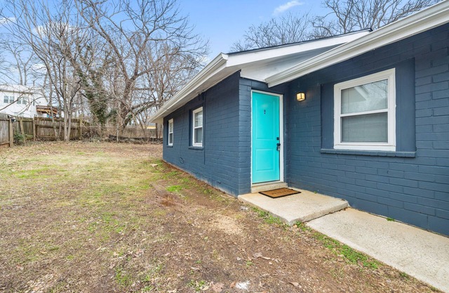 Lovely 2BR House in ATL w/Free Parking & Wifi