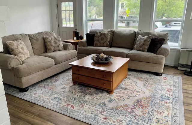 Lovely 3 Bedroom Rental on the Au Sable Rivern