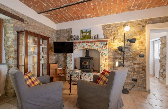 Lovely apartment for 2 guests with WIFI, pool and TV