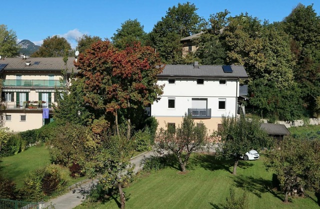 Lovely apartment for 4 guests with patio and parking