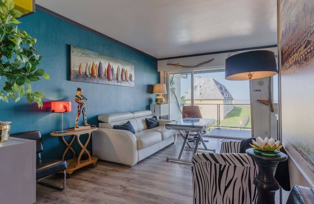 Lovely apartment for 4 guests with WIFI, TV and balcony